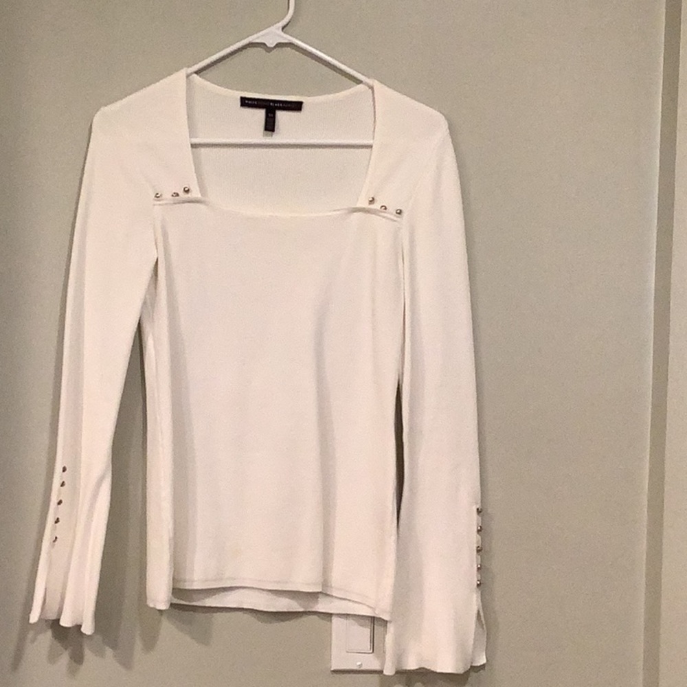 White House Black Market Cream Fitted Sweater